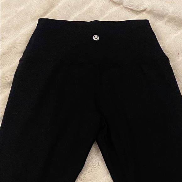 Lululemon mid high rise black leggings S/M yoga athletic workout athleisure - Picture 3 of 4